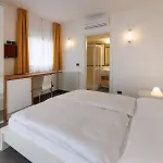 Panorama Hotel 4*