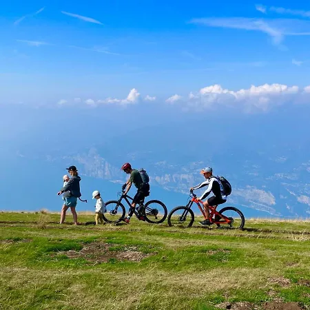 Panorama 4*