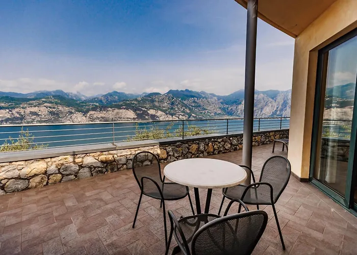 Panorama Hotel 4*